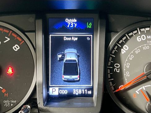 Used 2023 Toyota Tacoma SR image 22