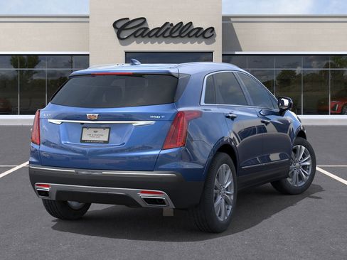 New 2025 Cadillac XT5 Premium Luxury w/ LPO, Floor Liner Package AWD/4WD image 4