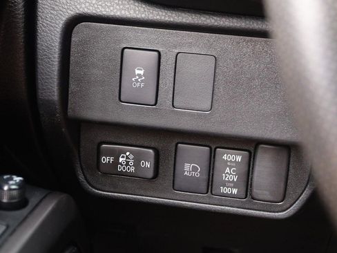 Used 2021 Toyota Tacoma TRD Off-Road AWD/4WD image 20