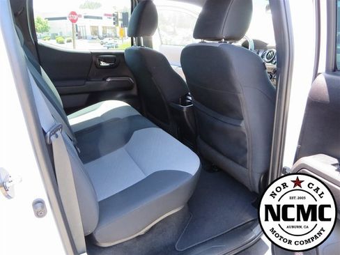 Used 2021 Toyota Tacoma TRD Sport image 53