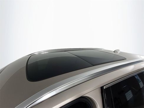 Used 2023 Volvo XC90 B5 Plus w/ Protection Package Premier image 21