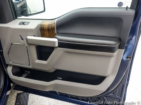 Certified 2019 Ford F150 Lariat w/ Equipment Group 502A Luxury AWD/4WD image 25