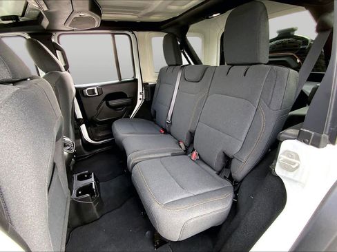 Used 2024 Jeep Wrangler Unlimited Sport AWD/4WD image 30