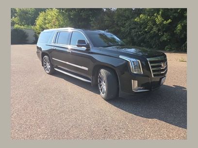 Used 2019 Cadillac Escalade ESV Luxury