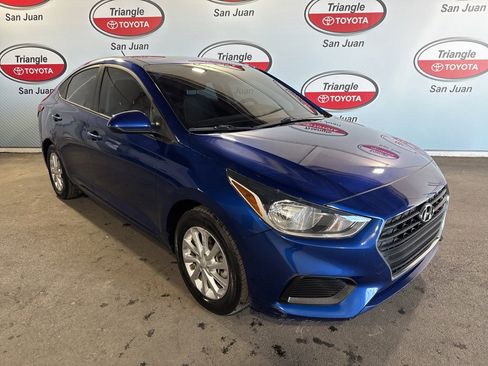Used 2022 Hyundai Accent SE image 3