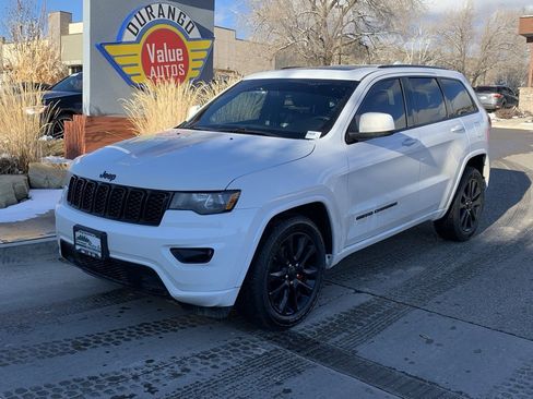Used 2019 Jeep Grand Cherokee Altitude image 1