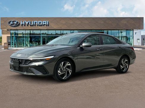 New 2025 Hyundai Elantra Limited FWD image 2