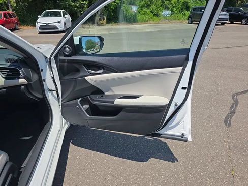 Used 2019 Honda Insight Touring image 50