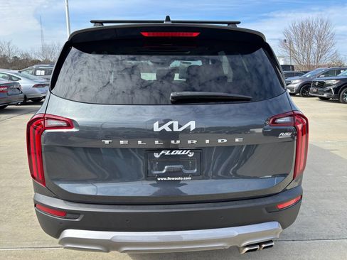 Used 2022 Kia Telluride EX image 18