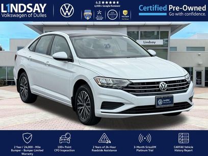 Used 2021 Volkswagen Jetta SE w/ SE Cold Weather Package