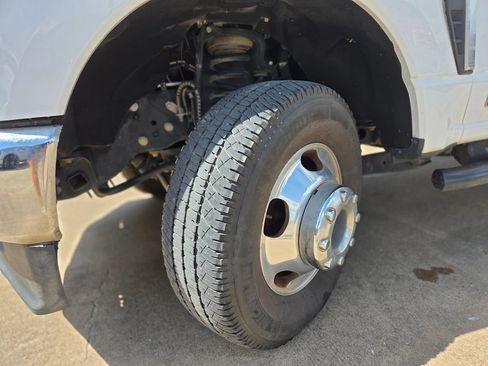 Used 2024 Ford F350 XL w/ XL Driver Assist Package AWD/4WD image 30