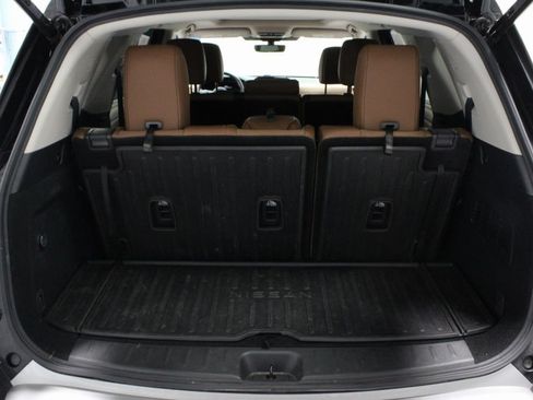 Certified 2025 Nissan Pathfinder Platinum w/ Cargo Package AWD/4WD image 14