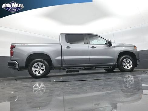 Used 2025 Chevrolet Silverado 1500 LT AWD/4WD image 24