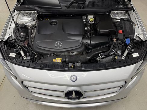 Used 2017 Mercedes-Benz GLA 250 4MATIC image 7