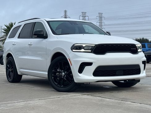 Used 2024 Dodge Durango GT image 2