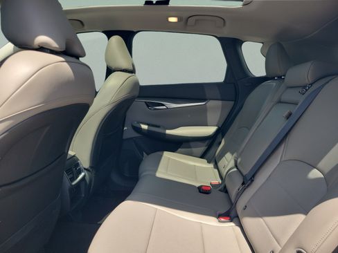 Certified 2023 INFINITI QX50 Luxe FWD image 22