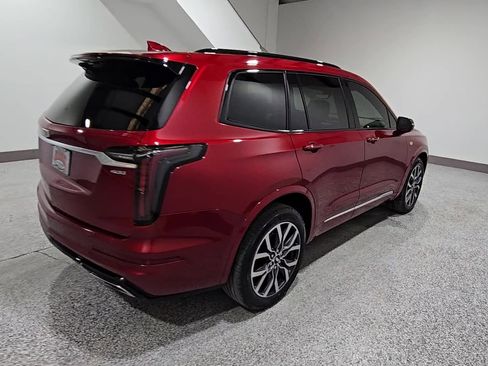Used 2023 Cadillac XT6 Sport w/ Platinum Package AWD/4WD image 4