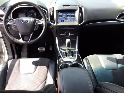 Used 2016 Ford Edge Sport w/ Technology Package AWD/4WD image 21
