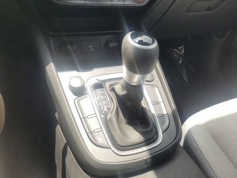 Used 2023 Hyundai Kona SEL image 40