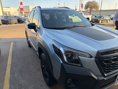Used 2022 Subaru Forester Wilderness w/ Wilderness Package image 4