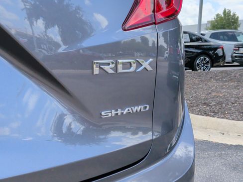 Used 2021 Acura RDX AWD w/ Advance Package image 11