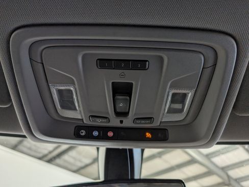 Used 2019 Chevrolet Silverado 1500 RST w/ True North Edition AWD/4WD image 29