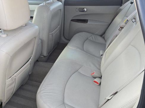 Used 2006 Buick LaCrosse CXL w/ Chrome Appearance Package image 10
