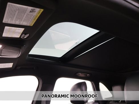 Used 2018 Lincoln MKC Select w/ Select Plus Package image 4