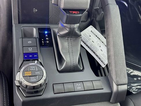 New 2025 Toyota Tacoma TRD Off-Road image 22