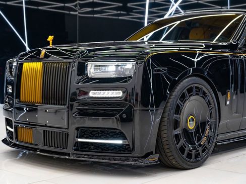 Used 2026 Rolls-Royce Phantom Sedan RWD image 4