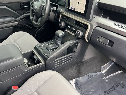 Certified 2024 Toyota Tacoma SR5 image 15