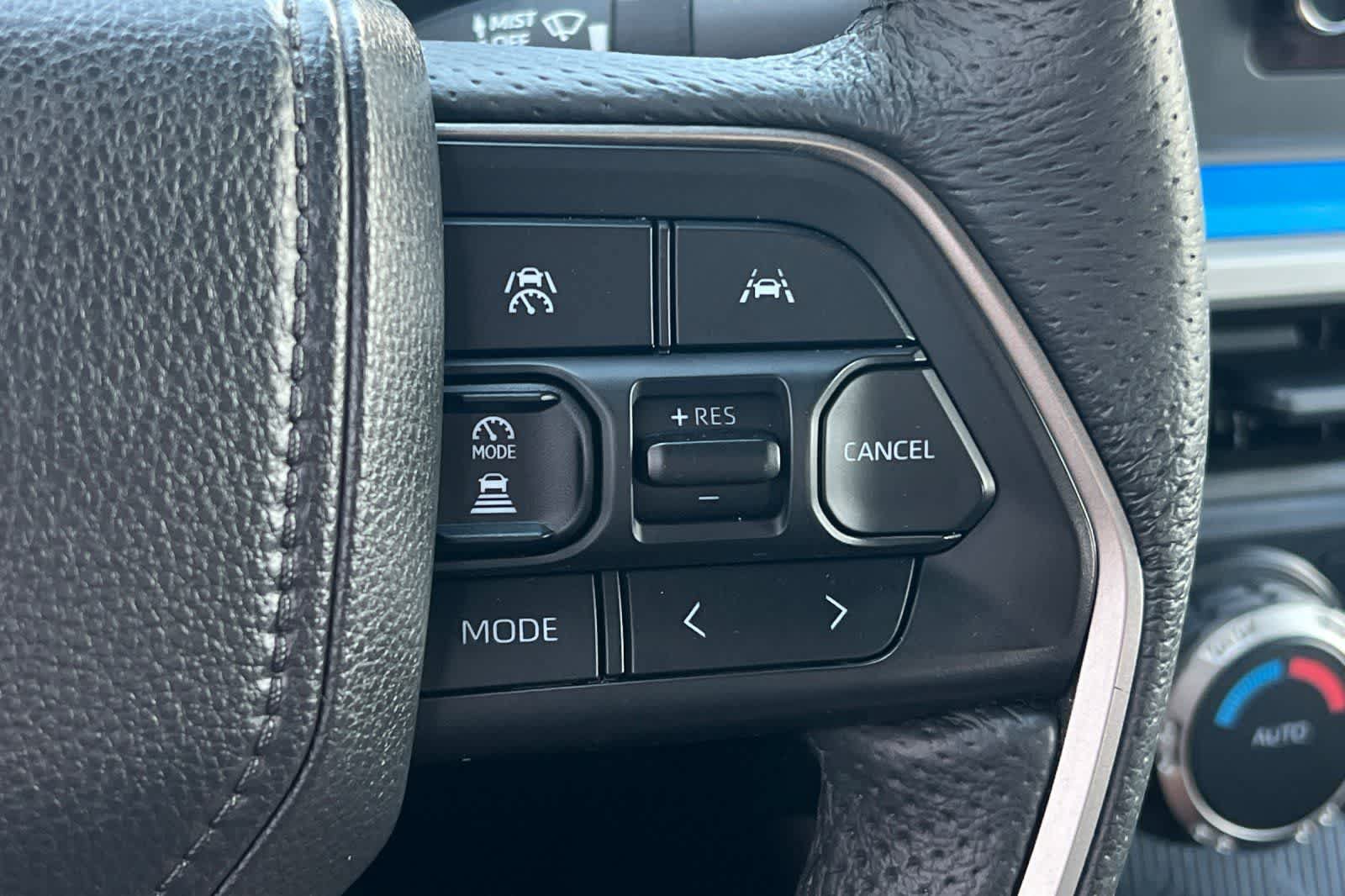 Used 2025 Toyota Tacoma TRD Off-Road AWD/4WD image 26