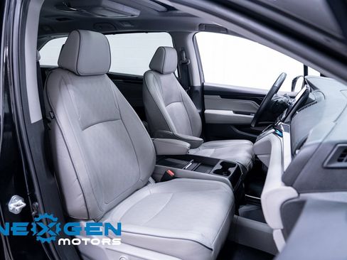 Used 2022 Honda Odyssey Elite image 53