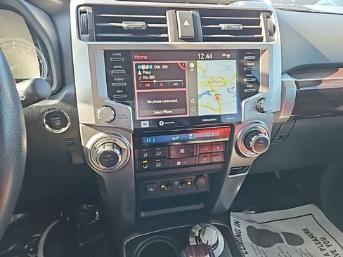 Used 2022 Toyota 4Runner Limited image 19