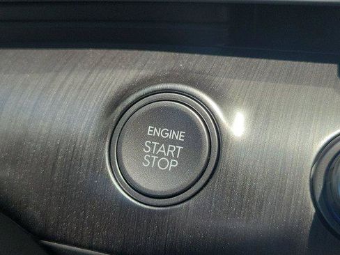 Used 2024 Hyundai Kona Limited FWD image 31