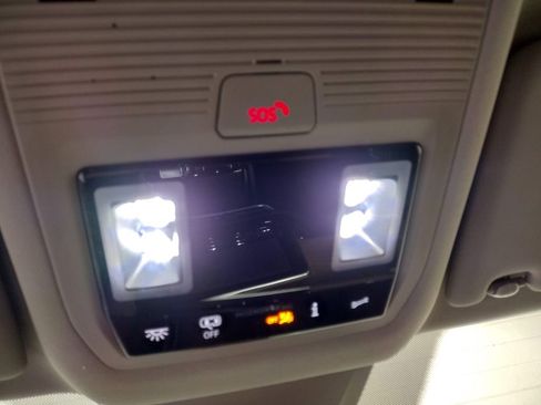 New 2026 Volkswagen Atlas SE image 35