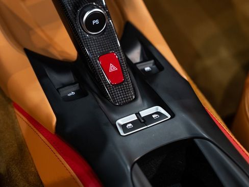 Certified 2021 Ferrari 812 GTS image 37