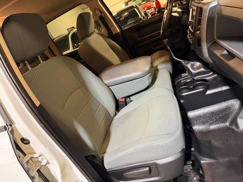 Used 2013 RAM 3500 Tradesman w/ Chrome Appearance Group image 36