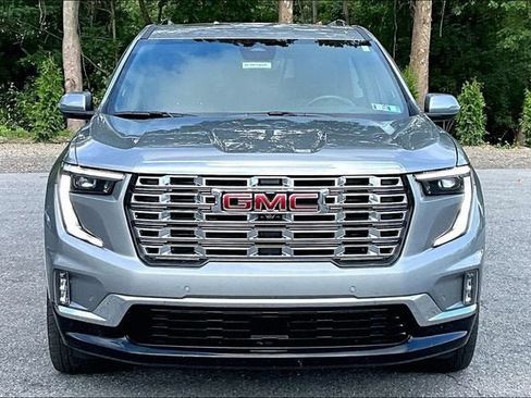 Used 2025 GMC Acadia Denali w/ Super Cruise Package AWD/4WD image 6