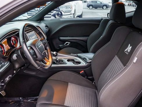 Used 2022 Dodge Challenger R/T Scat Pack RWD image 21