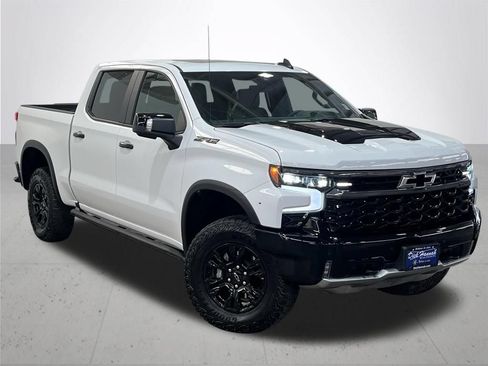 Certified 2026 Chevrolet Silverado 1500 ZR2 w/ Dark Appearance Package AWD/4WD image 8