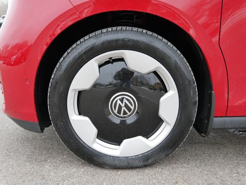 New 2025 Volkswagen ID. Buzz Pro S Plus image 4