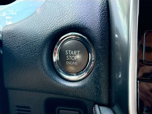 Used 2023 Lexus GX 460 Premium w/ Accessory Package AWD/4WD image 35