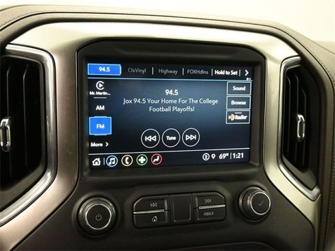 Used 2021 Chevrolet Silverado 1500 LT Trail Boss w/ Convenience Package II image 10