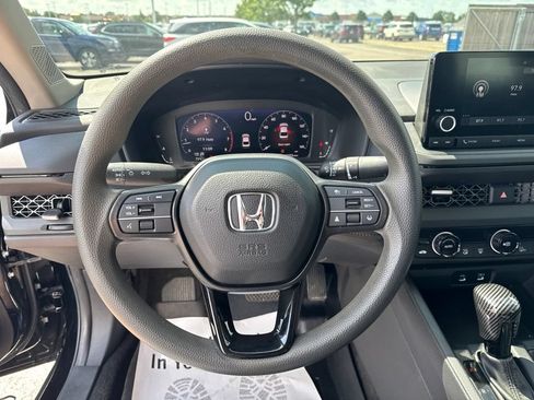 Used 2023 Honda Accord EX image 14
