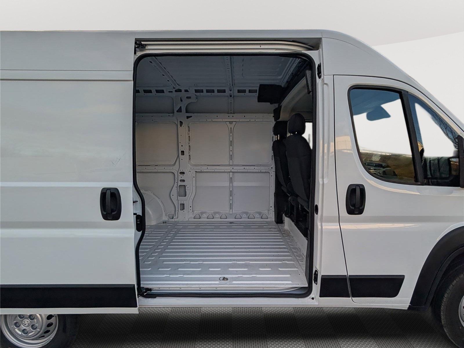 New 2026 RAM ProMaster 2500 w/ Cold Weather Group FWD image 7