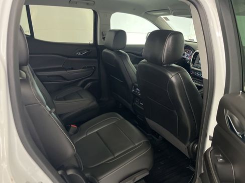 Used 2023 GMC Acadia SLT w/ Elevation Edition FWD image 24