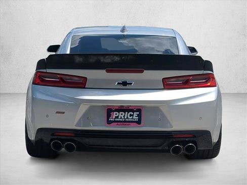 Used 2018 Chevrolet Camaro SS RWD image 7