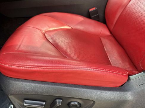 Used 2020 Toyota Camry XSE image 28