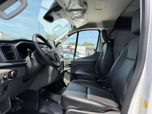 New 2026 Ford Transit 250 Low Roof w/ Load Area Protection Package RWD image 10